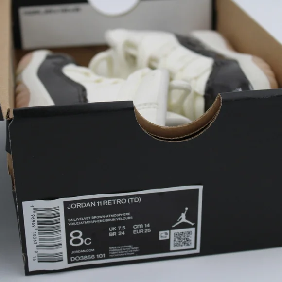 Jordan 11 Retro (TD) 8C – Sail/Velvet Brown/Atmosphere – Great Condition - Picture 8 of 9